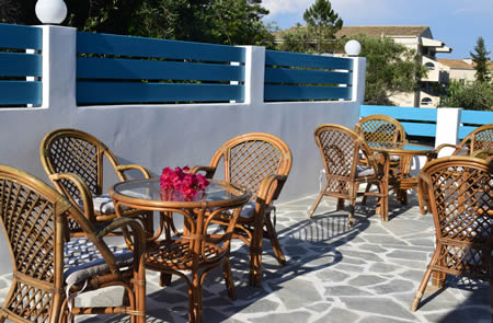 Kalimera Studios & Apartments